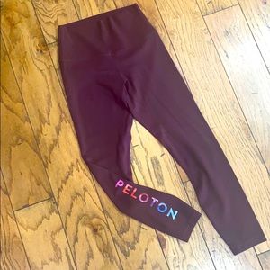 Lululemon Align Pant ll Peloton (Cassis color)